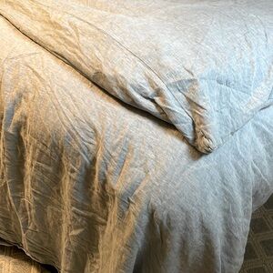 Like New Pottery Barn King Duvet Cover